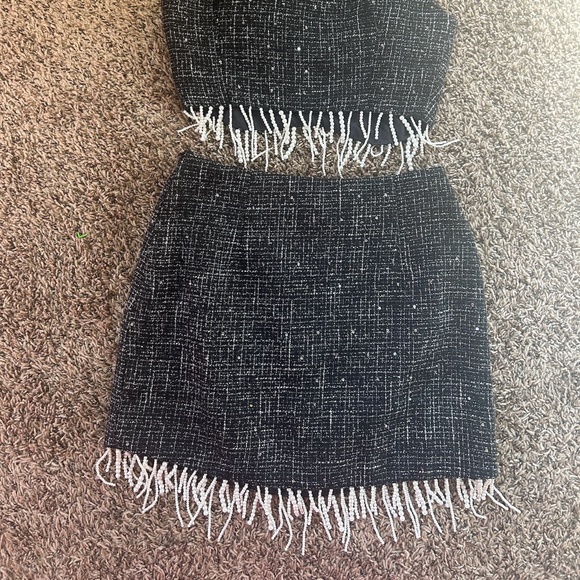 Lush Tweed Pearl Hem Mini Skirt (Small) Black - Picture 4 of 5